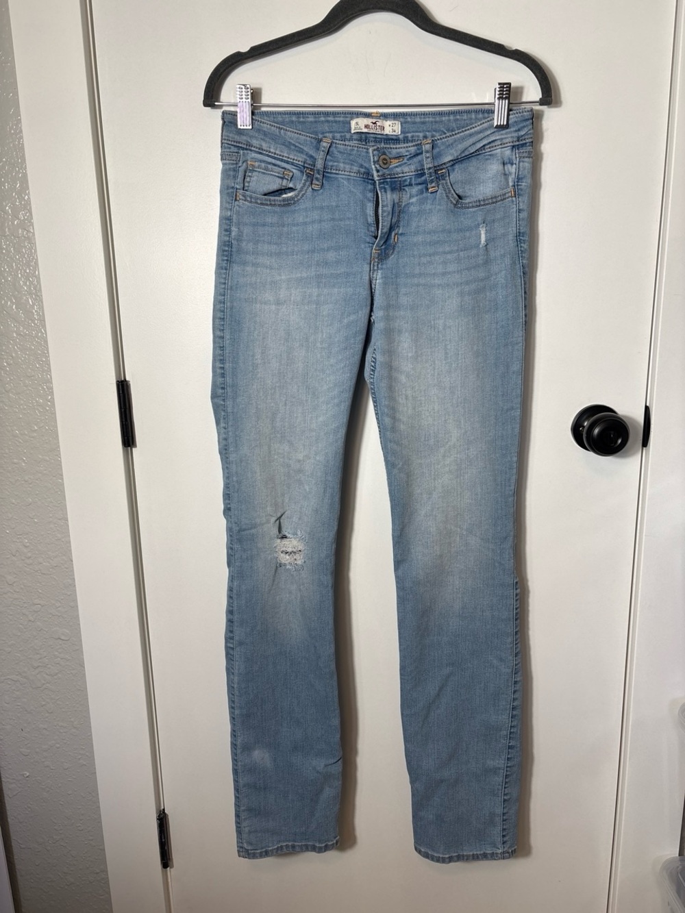 Y2K Talk Hollister Long 34” Inseam Distressed Skinny Jeans Size 27 Light Wash